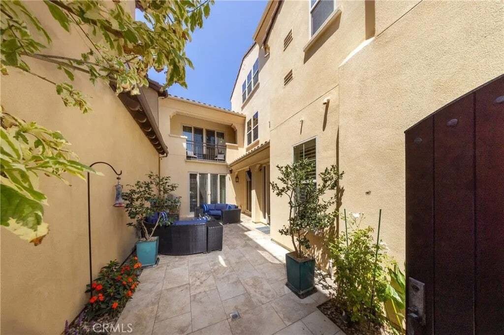 Condo in Huntington Beach, California, United States 3 - 18659663