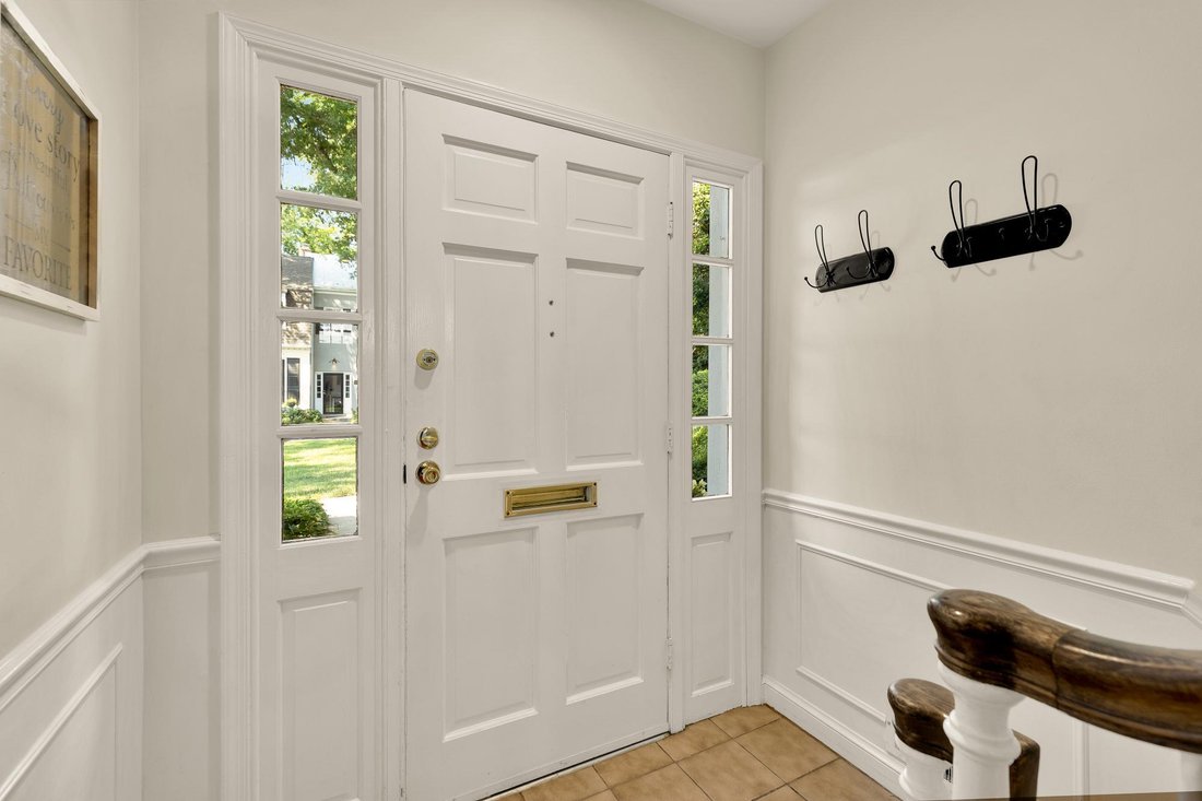 Townhouse in Chevy Chase, Maryland, United States 2 - 18666433