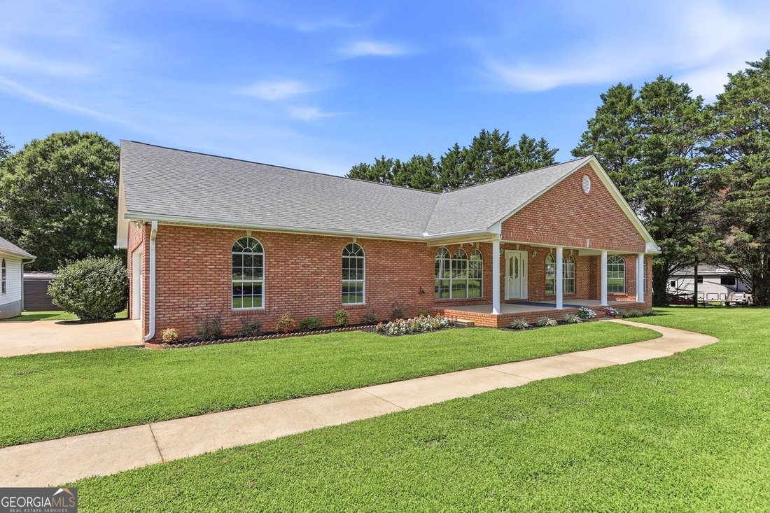 House in Clermont, Georgia, United States 5 - 18669297