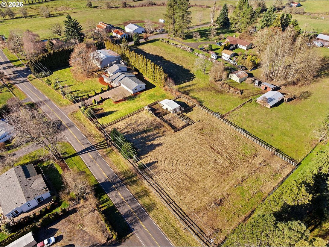 House in Warren, Oregon, United States 3 - 18669553