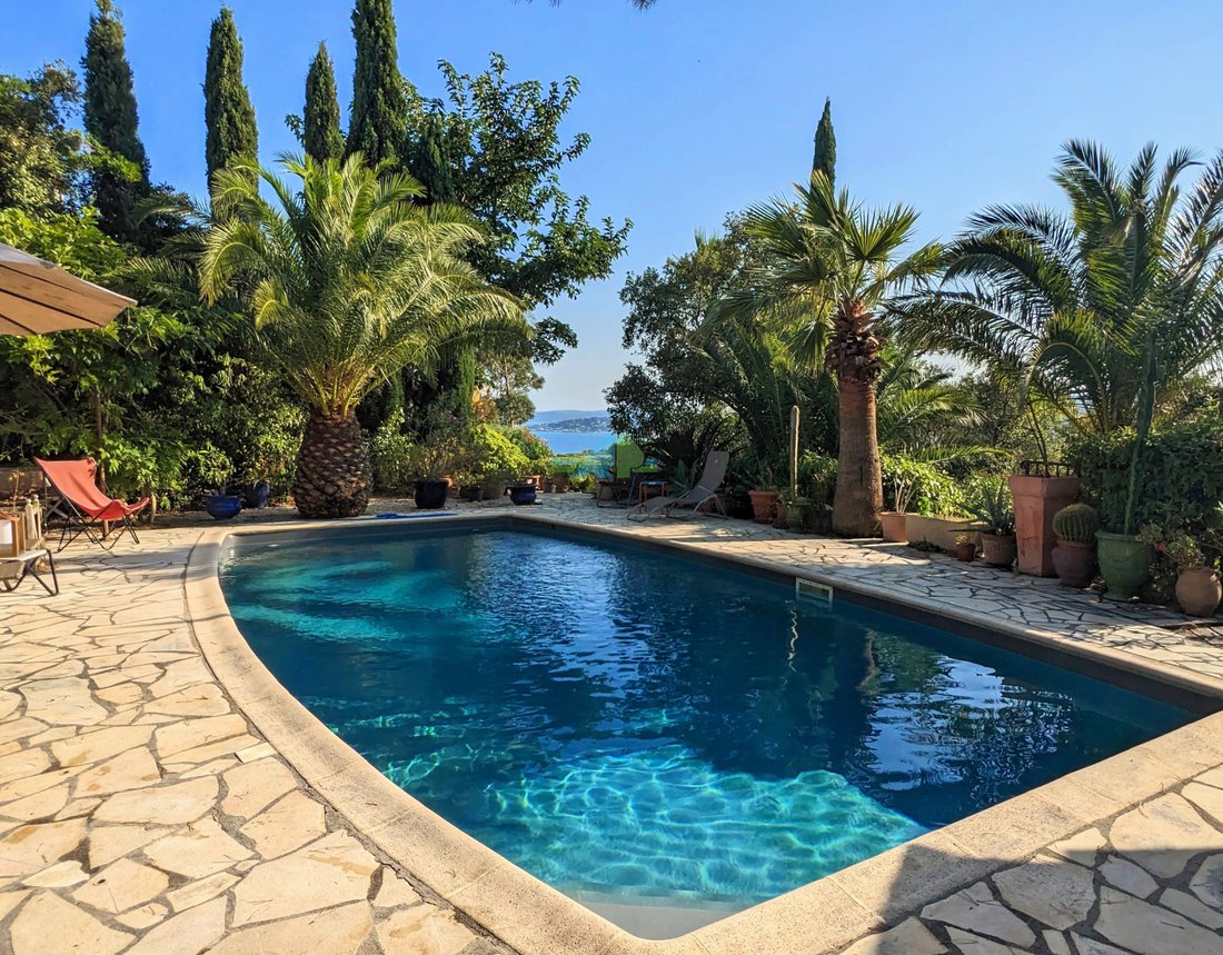 Villa in Les Issambres, Roquebrune-sur-Argens, France 2 - 18664113