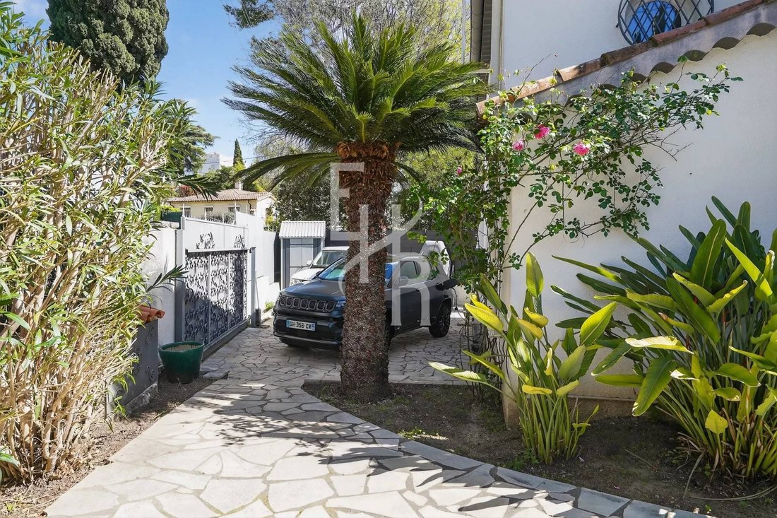 Villa in Cannes, Provence-Alpes-Côte d'Azur, France 5 - 17907115