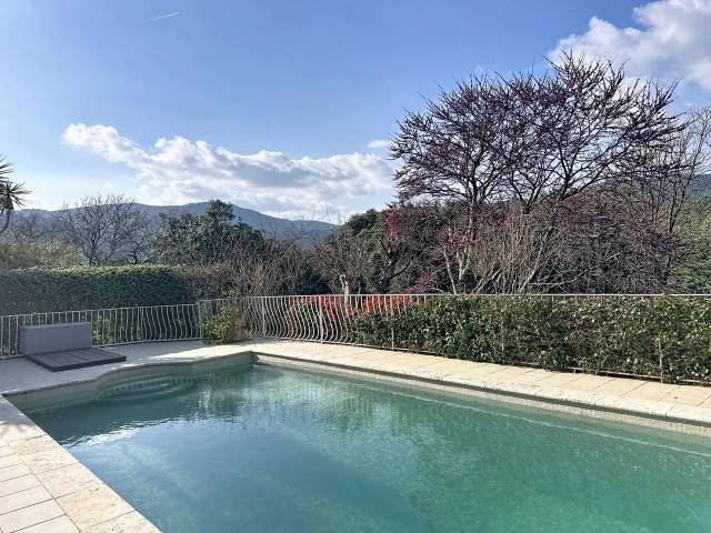 Villa in Solliès-Toucas, Provence-Alpes-Côte d'Azur, France 4 - 17622300