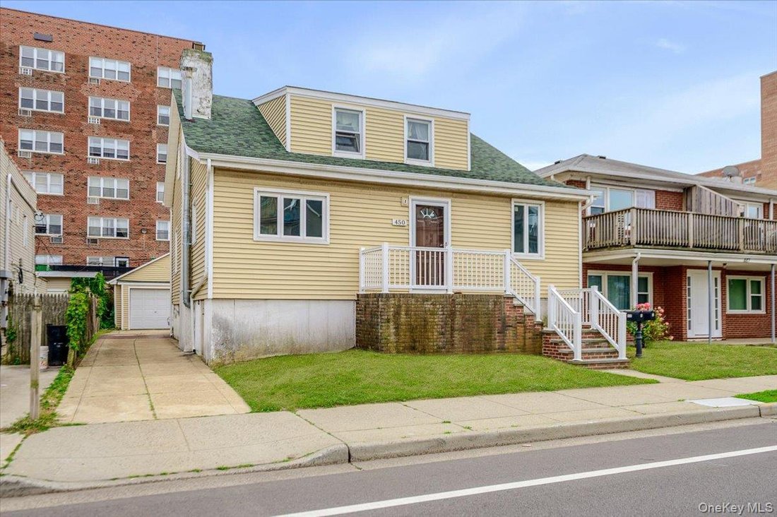 House in Long Beach, New York, United States 1 - 18665752