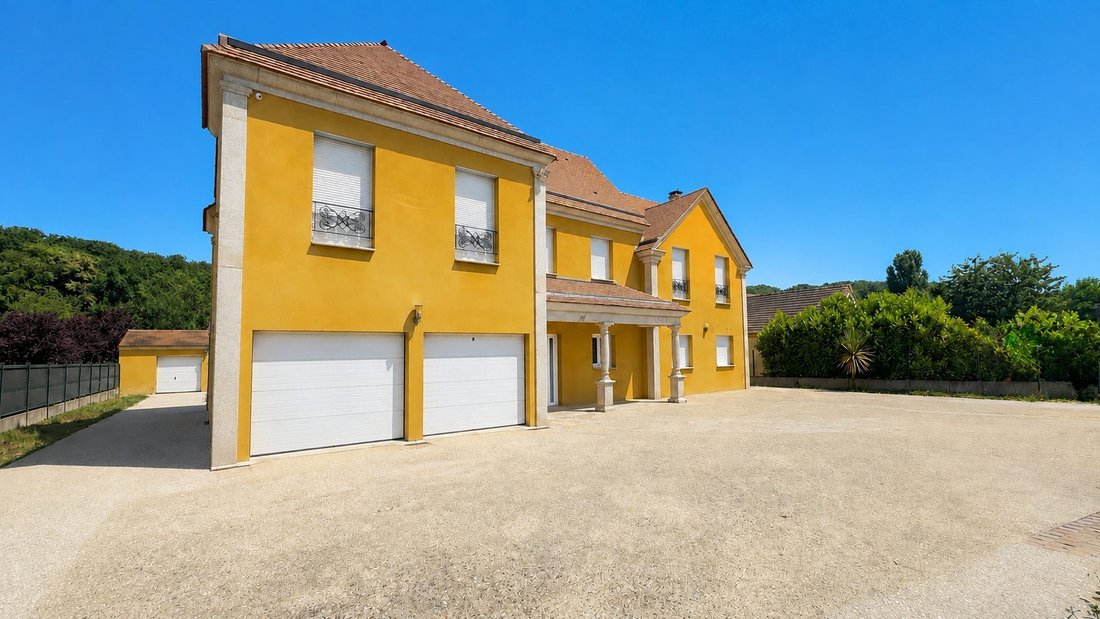House in Limours, Ile-de-France, France 1 - 18662762