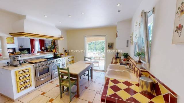House in Est, Lorgues, France 2 - 16735312