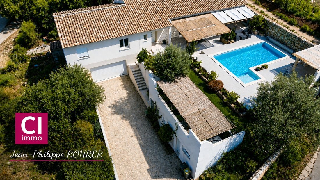 House in Sainte-Anastasie-sur-Issole, Provence-Alpes-Côte d'Azur, France 1 - 18668114