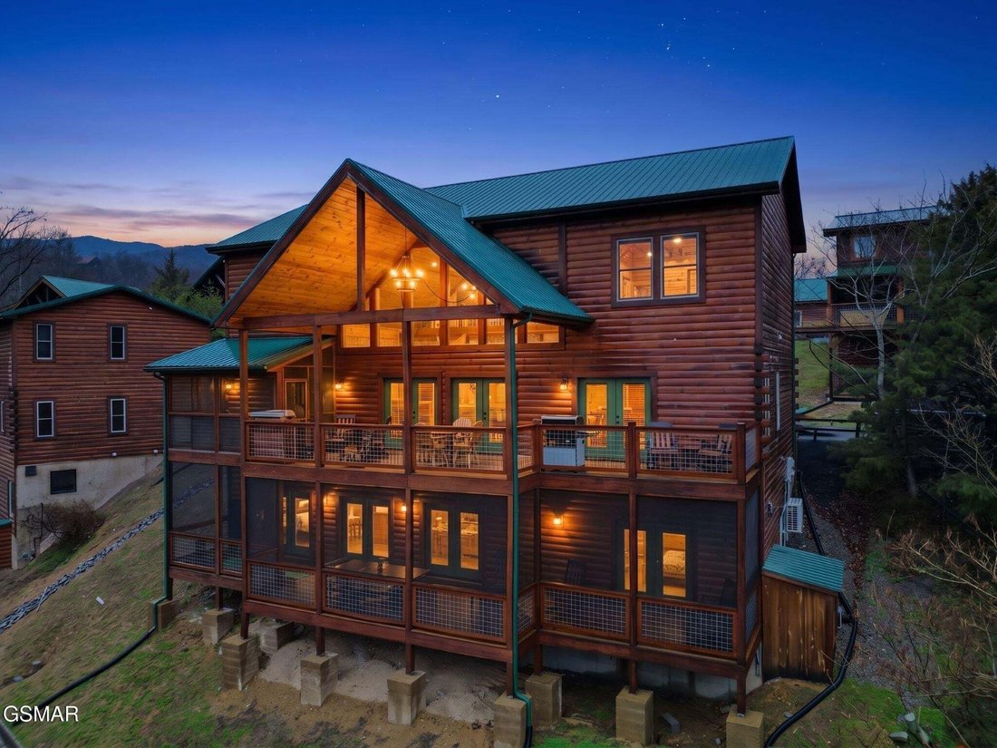 House in Pigeon Forge, Tennessee, United States 1 - 18659553