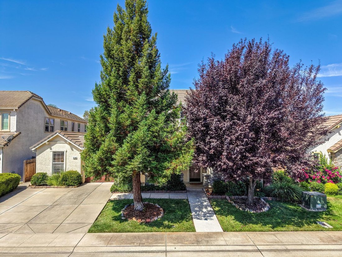 House in Elk Grove, California, United States 2 - 18663207