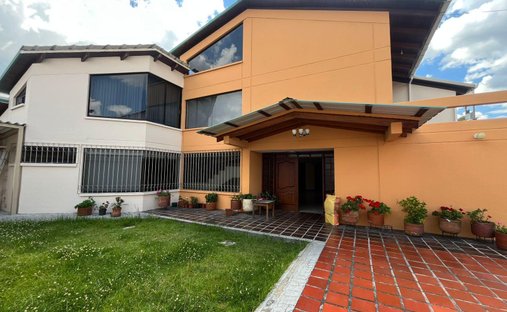 House in Quito, Pichincha, Ecuador 1