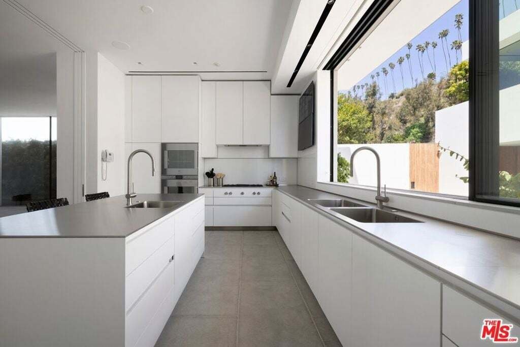 House in Santa Monica, California, United States 5 - 18661985