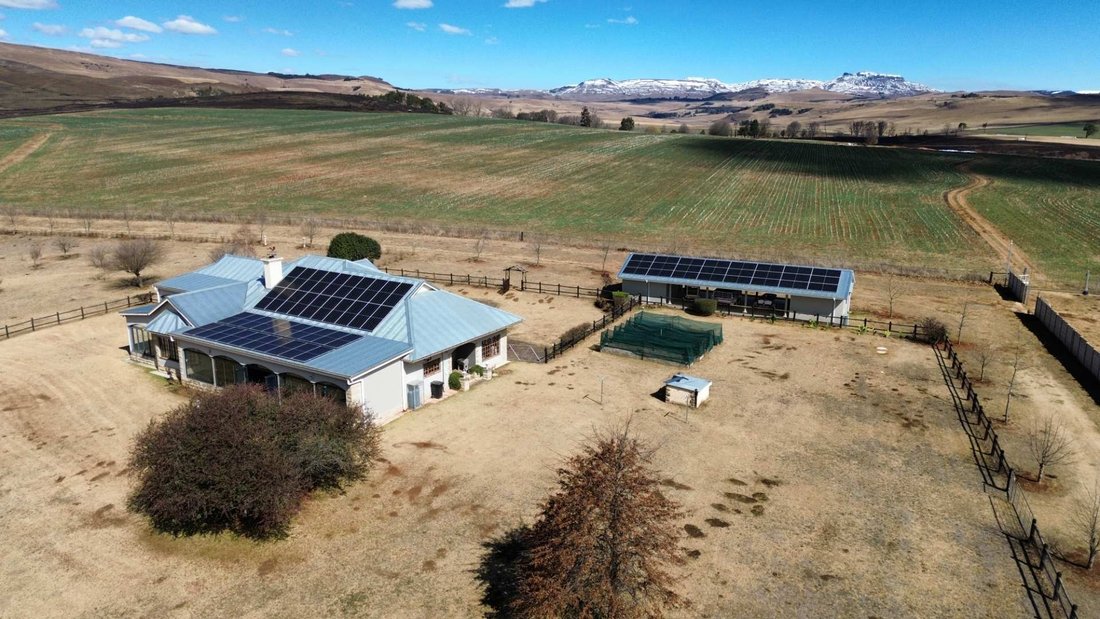 Farm Ranch in Nottingham Road, KwaZulu-Natal, South Africa 2 - 18665848