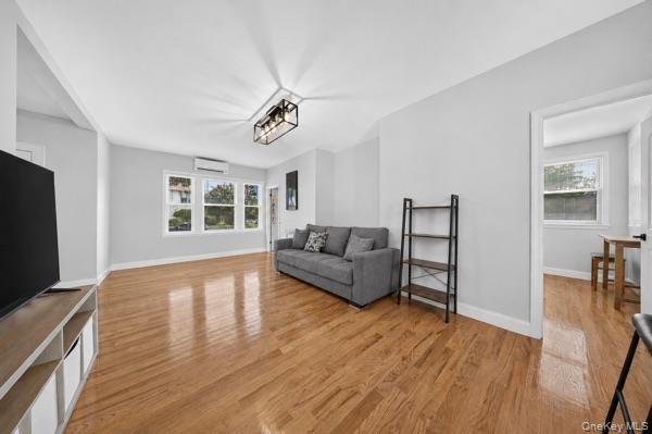 House in New York, New York, United States 3 - 18665756