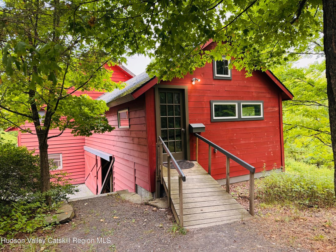House in Saugerties, New York, United States 4 - 18666504