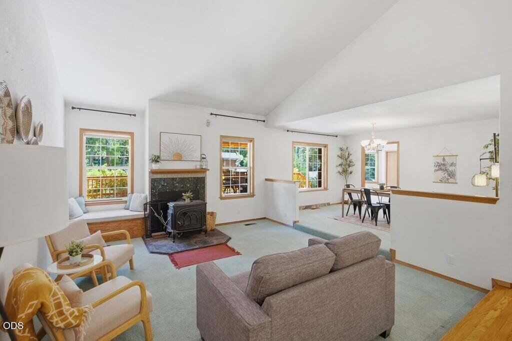House in Grants Pass, Oregon, United States 5 - 18662622