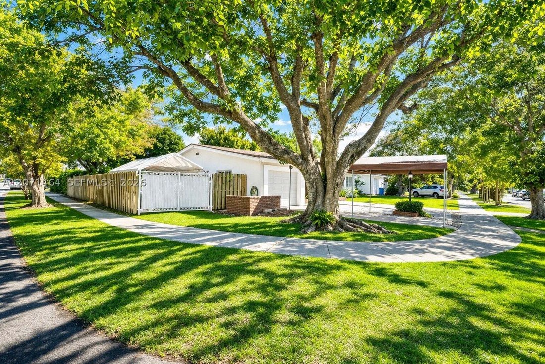 House in Miami, Florida, United States 2 - 18663461