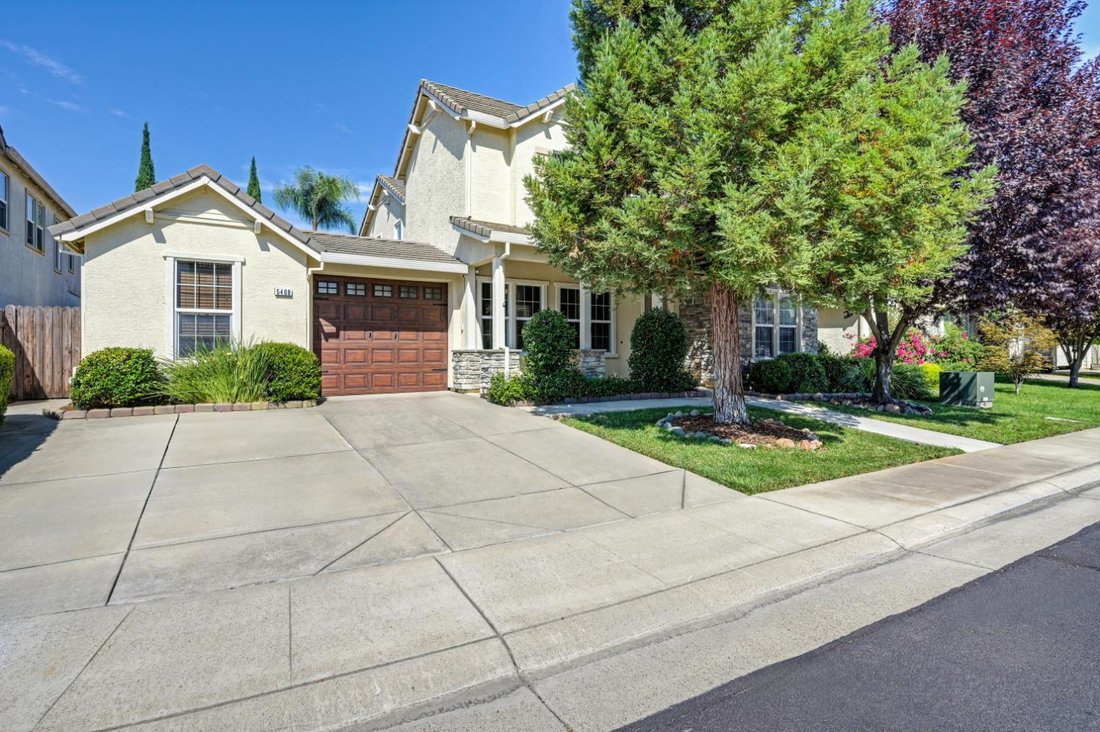 House in Elk Grove, California, United States 1 - 18663207