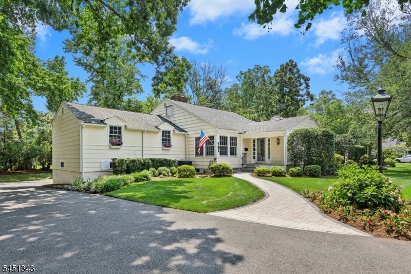 House in Westfield, New Jersey, United States 2 - 18670309
