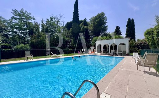 House in Cannes, Provence-Alpes-Côte d'Azur, France 1