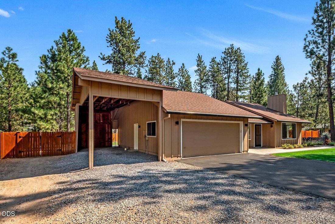House in Sisters, Oregon, United States 3 - 18667614