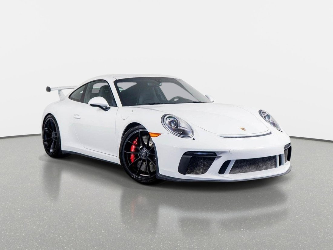 Coupe in Pompano Beach, FL, United States 1 - 18671720