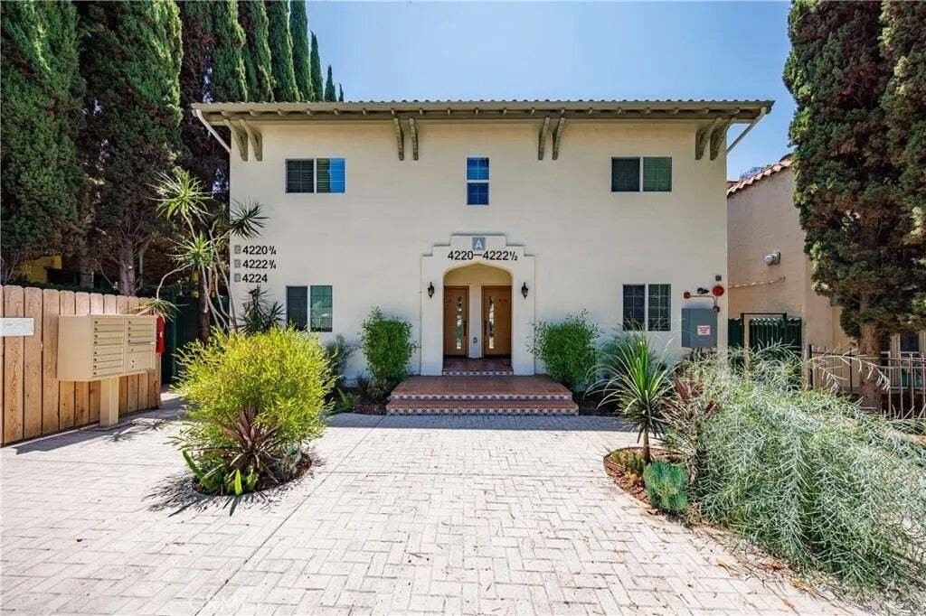 Los Angeles, California, United States 1 - 18663970