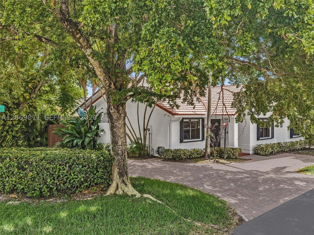 House in Miami, Florida, United States 3 - 18663442