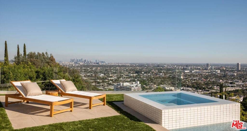 House in Los Angeles, California, United States 3 - 18665730