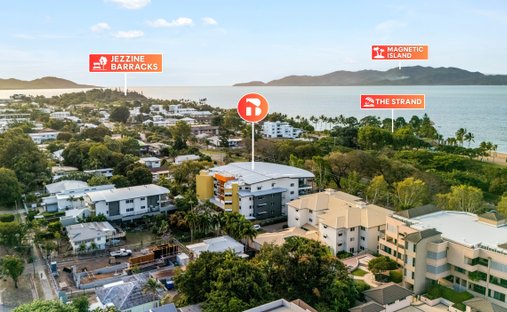 Apartment in North Ward, Queensland, Australia 1