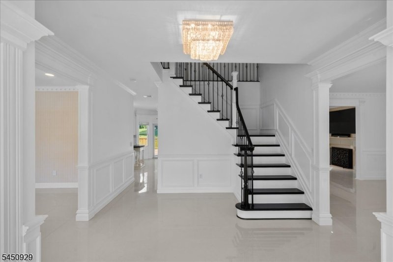 House in Mountain Lakes, New Jersey, United States 3 - 18672981