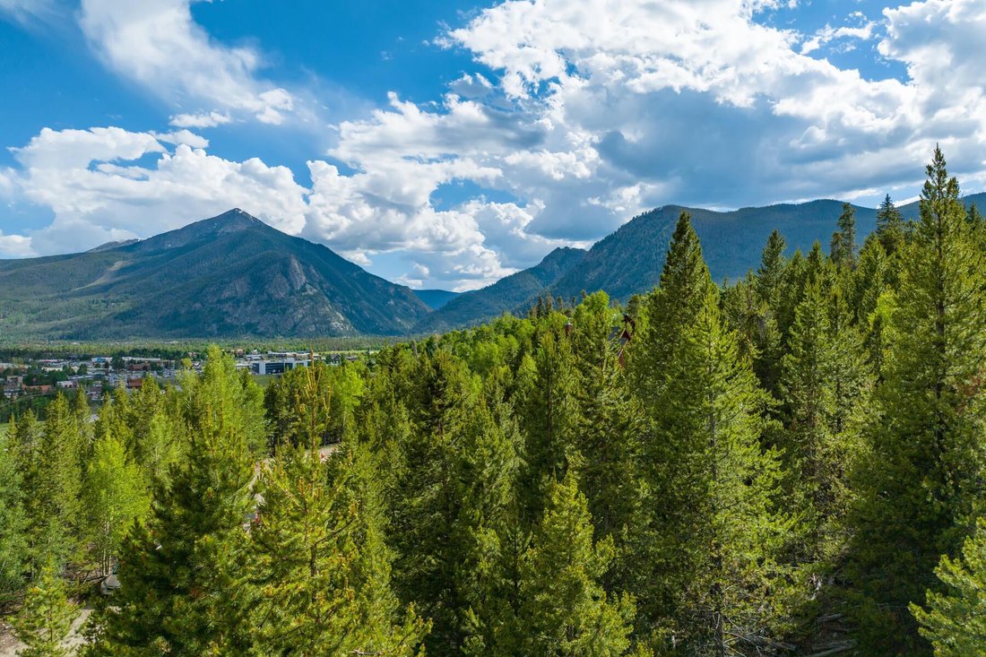 Frisco, Colorado, United States 5 - 18673046