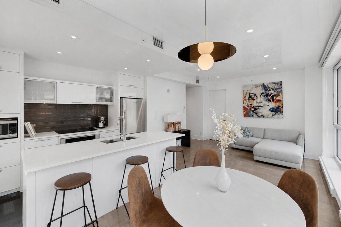 Condo in Montreal, Quebec, Canada 5 - 18673054