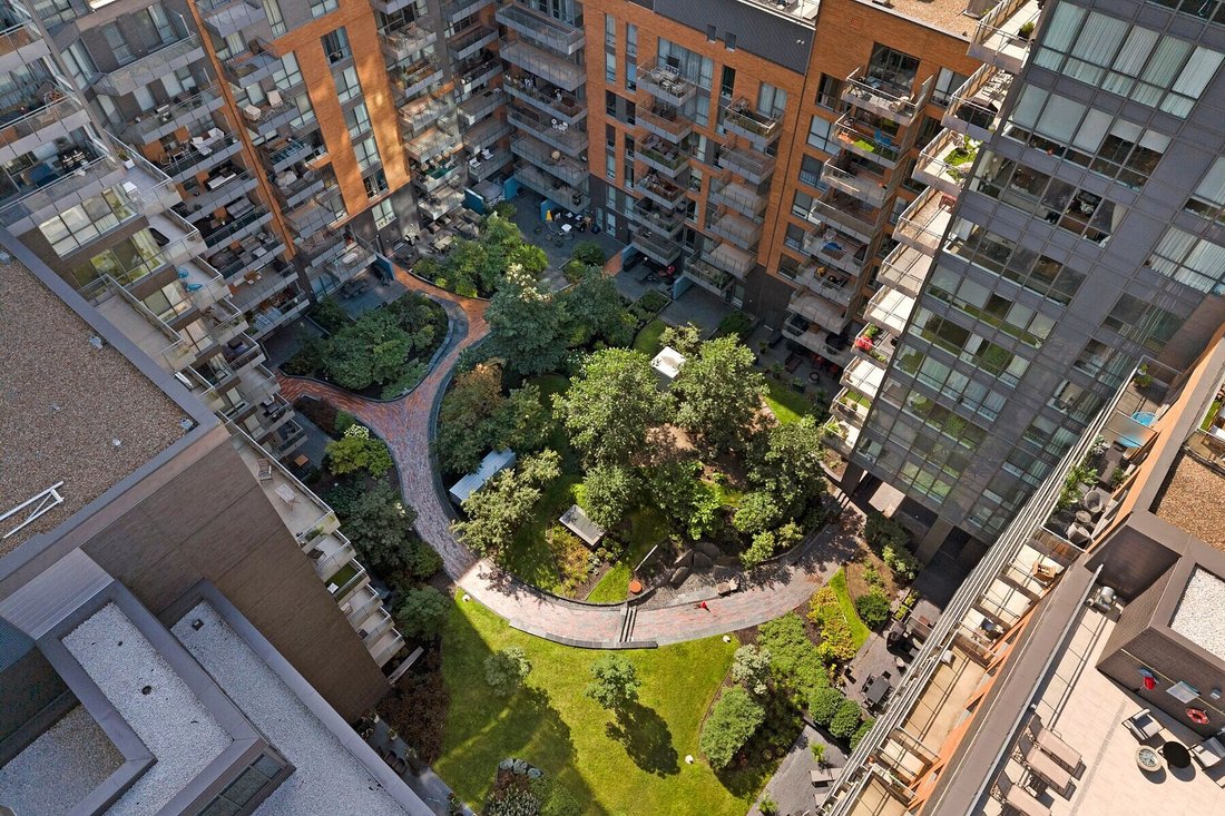 Condo in Montreal, Quebec, Canada 4 - 18673054