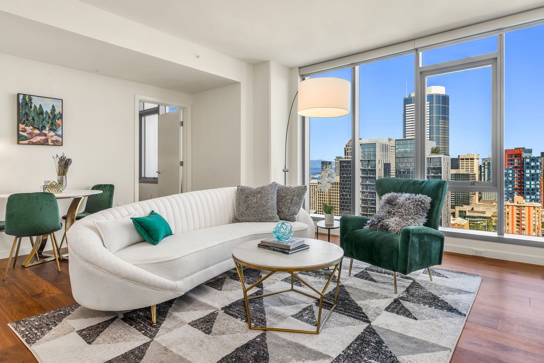 Condo in Seattle, Washington, United States 1 - 18673053