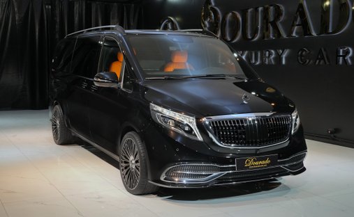 2023 Mercedes-Benz V 250 awd in Dubai, United Arab Emirates 1
