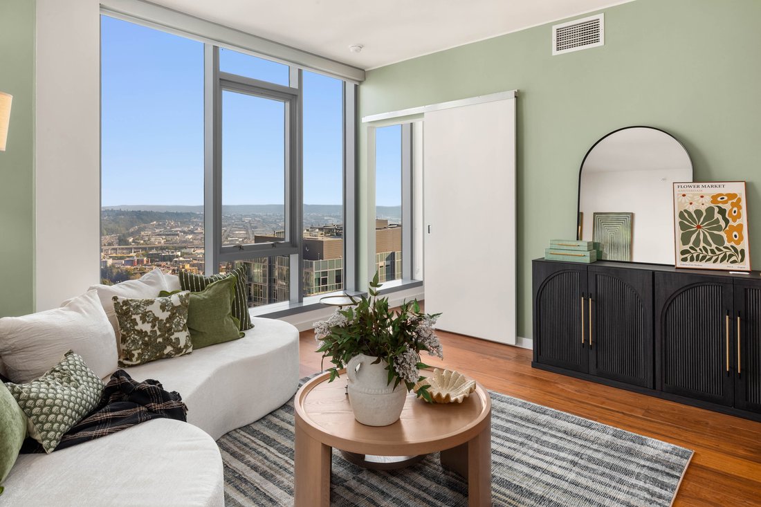 Condo in Seattle, Washington, United States 1 - 18673040