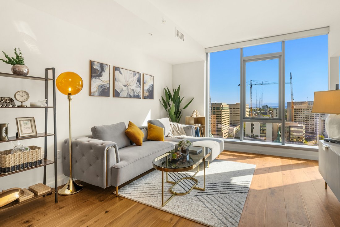 Condo in Seattle, Washington, United States 1 - 18673055