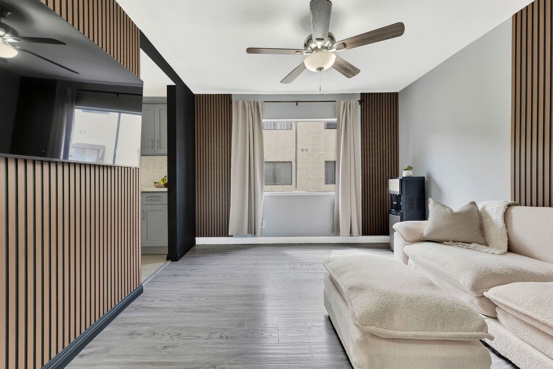 Townhouse in Hidden Hills, California, United States 5 - 18673042