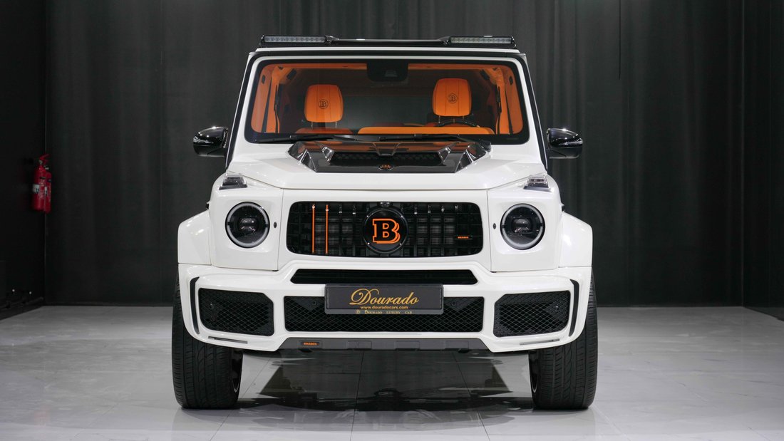 Suv in Dubai, United Arab Emirates 2 - 18672996