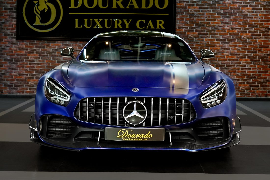 Coupe in Dubai, United Arab Emirates 3 - 18672992