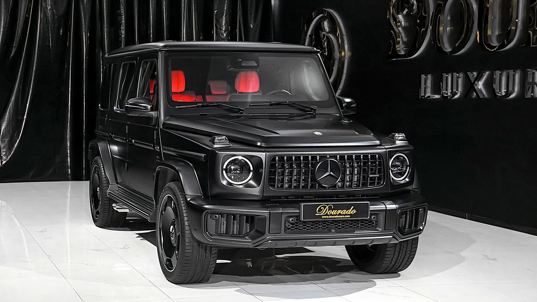 Suv in Dubai, United Arab Emirates 1 - 18672995