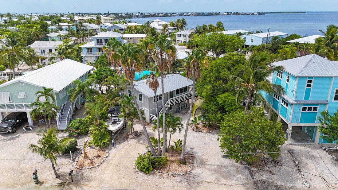 House in Big Pine Key, Florida, United States 1 - 18673107