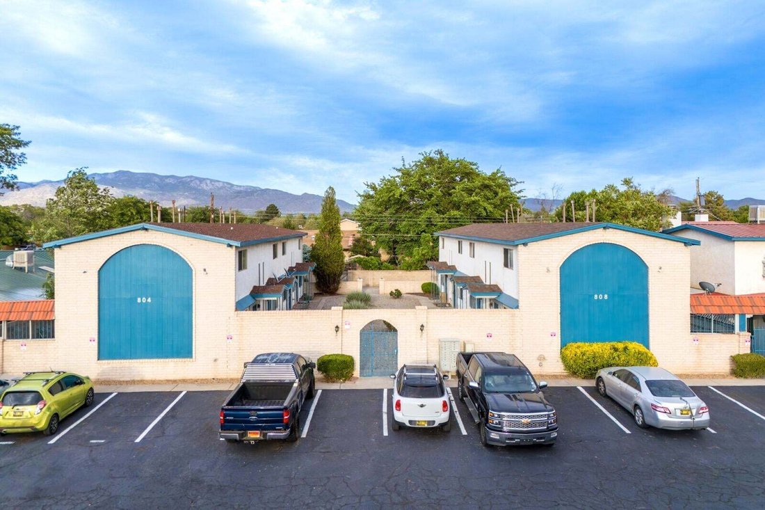 Albuquerque, New Mexico, United States 2 - 18673115