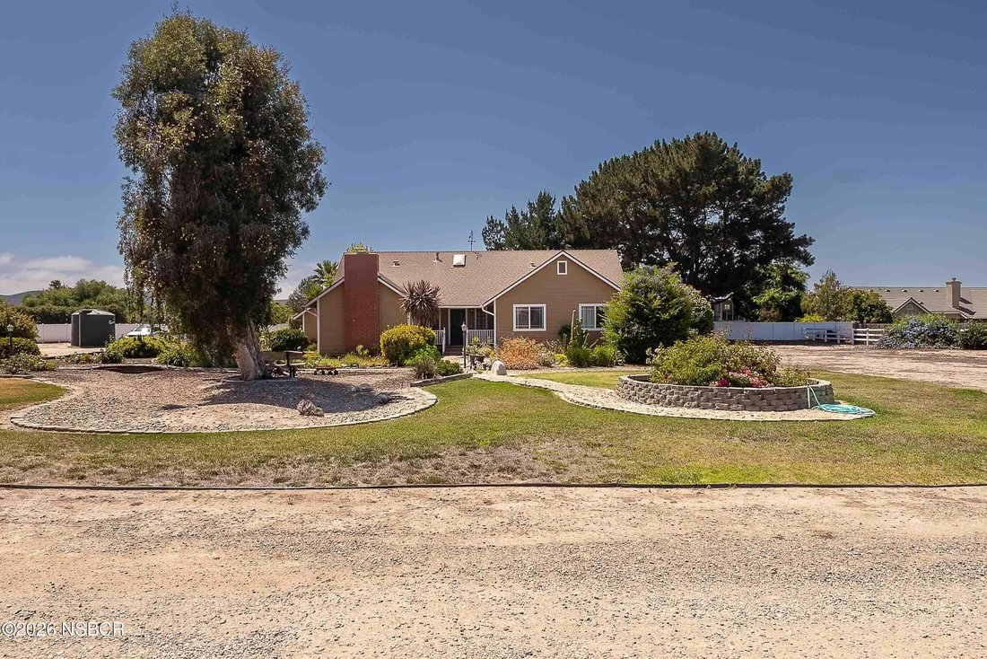 House in Santa Maria, California, United States 1 - 18673078