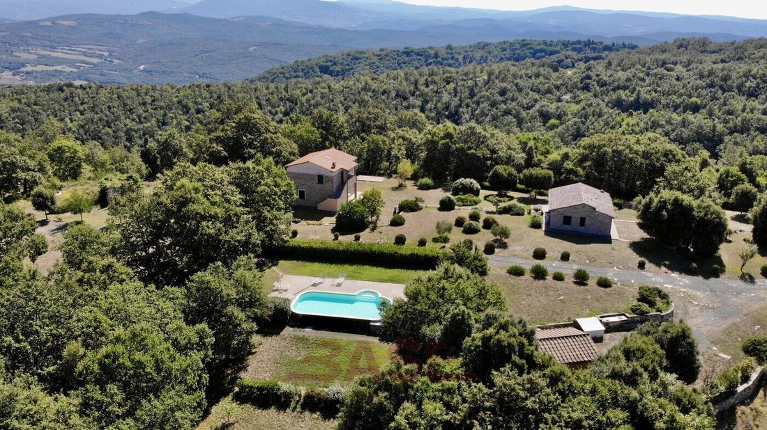 Country House in Monteverdi Marittimo, Tuscany, Italy 1 - 18673328