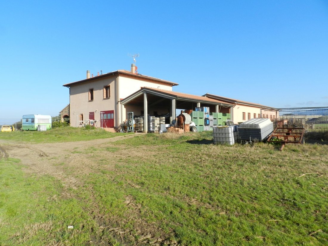 Country House in Venturina Terme, Campiglia Marittima, Tuscany 1 - 18673211