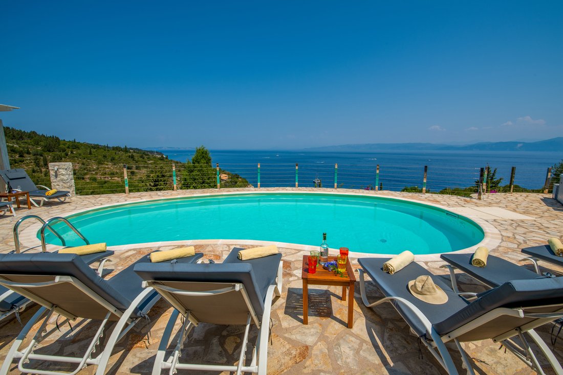 Villa in Paxi, Peloponnese, Western Greece and the Ionian, Greece 5 - 18673143