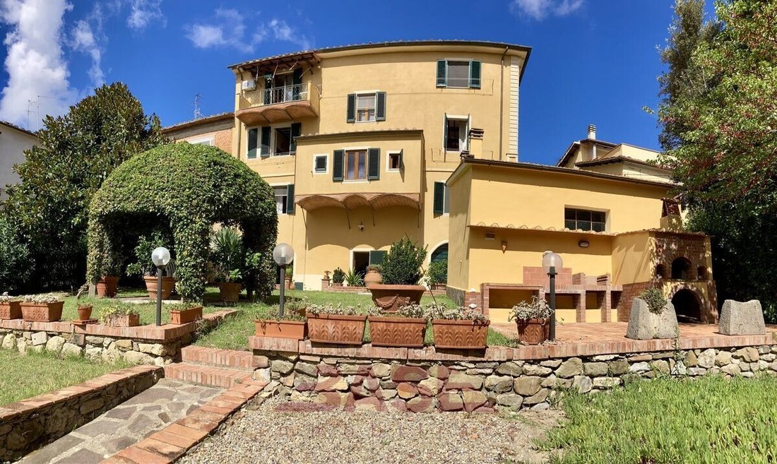 Villa in Chianni, Tuscany, Italy 1 - 18673599