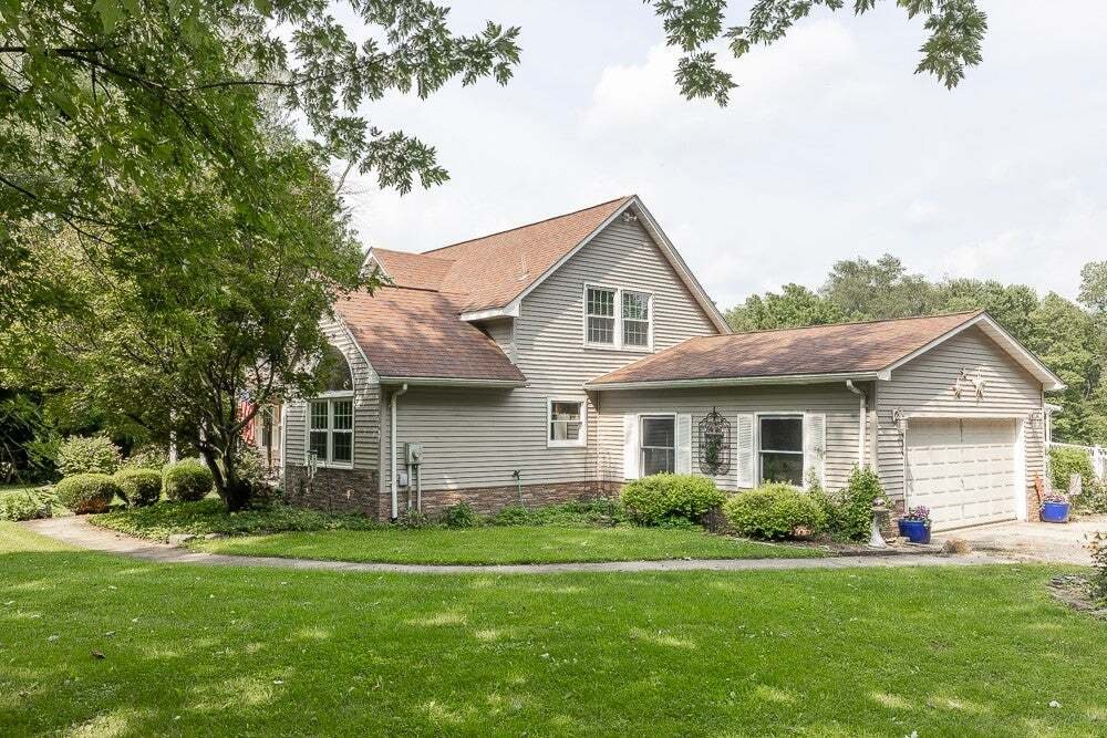 House in Nixon, Pennsylvania, United States 3 - 18673129