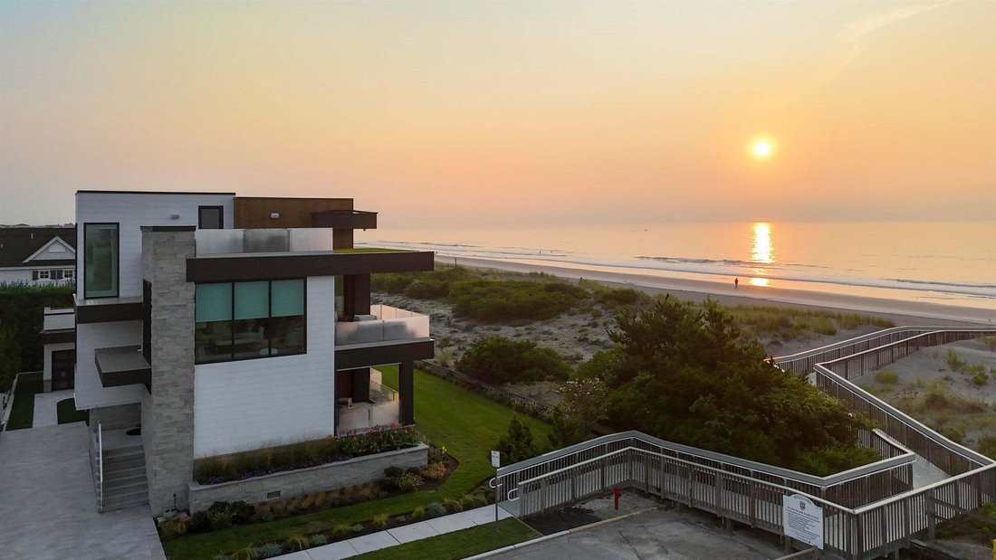 House in Stone Harbor, New Jersey, United States 1 - 18673158